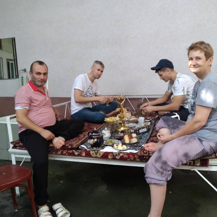 Bruce Hostel Dushanbe Ngoại thất bức ảnh