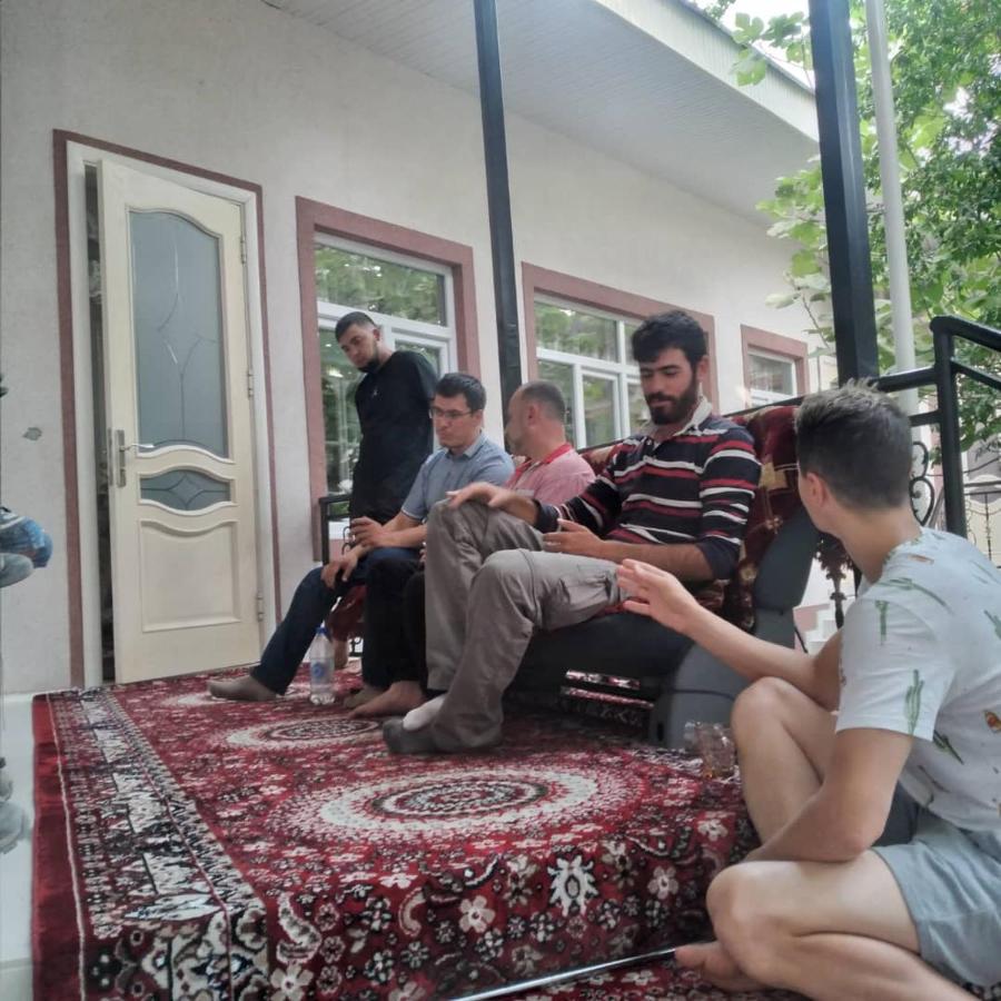 Bruce Hostel Dushanbe Ngoại thất bức ảnh